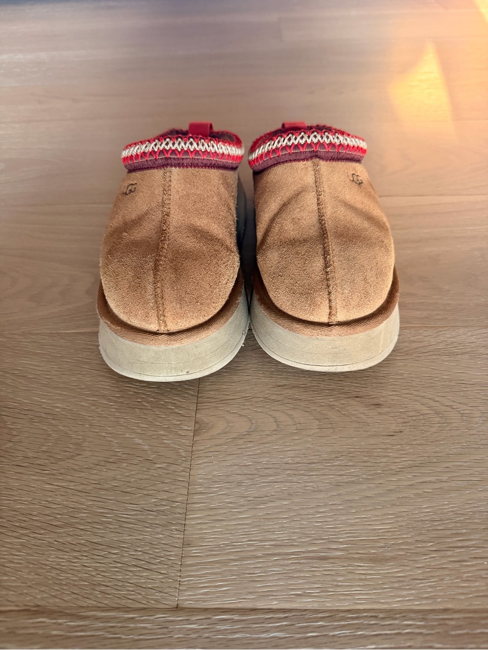 UGG Chestnut TAZZ II Women Mule with Red Trim - Picture 2 of 7